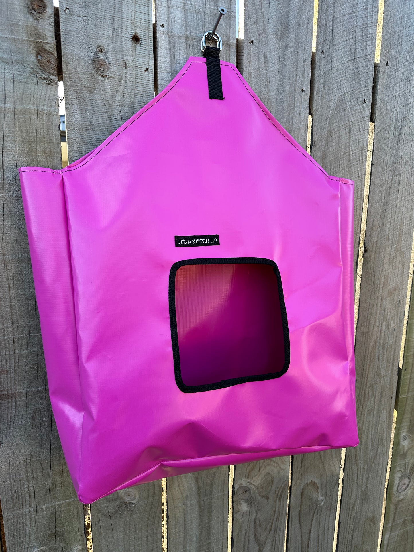 Hay soaker bag